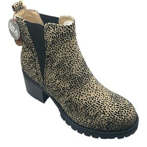 MIA Cheetah Boots 8 New